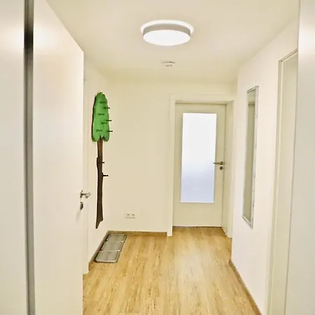 Koenig * Neukirch (Tubingen)